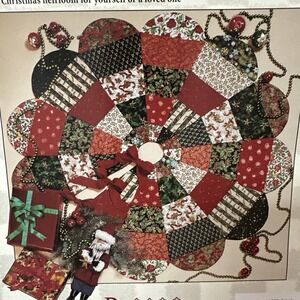 Vintage Keepsake Quilting Christmas Tree Skirt Simple to Sew Kit Retro Fabric